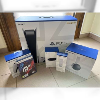 Fast Shipping! BRAND NEW Sony PlayStation 5 Console Disc Edition