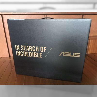 ASUS Zenbook 17 Fold OLED