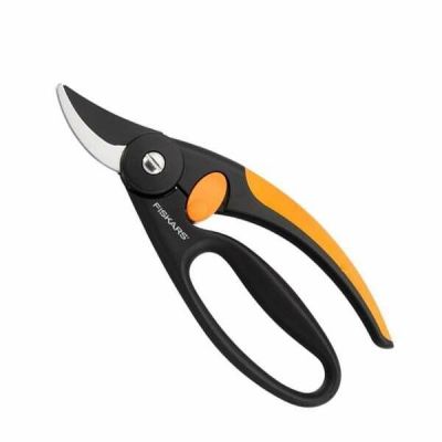 Площинний секатор з петлею для пальців Fiskars P44, 111440 (1001534)