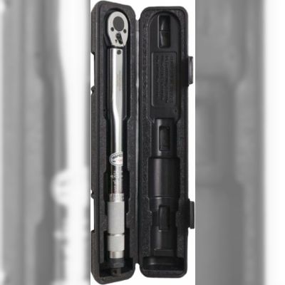 Ключ динамометричний Rock FORCE 140-700 Nm 3/4" в пластиковому футлярі RF-64761030