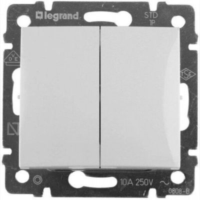 Переключатель 10АХ 250В Valena Classic Legrand двухклавишный, Белый
