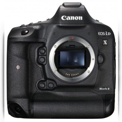 Фотоаппарат CANON EOS 1DX Mark II (0931C012)