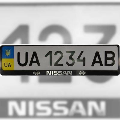 Рамка номерного знака Poputchik пластиковая c объемными буквами Nissan 2шт (24-013)