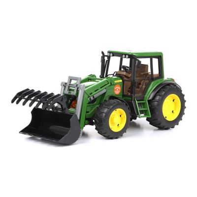Трактор Bruder John deere 6920 з навантажувачем 1:16 (02052)
