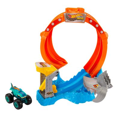Ігровий набір Hot Wheels Monster Trucks Монстро-атака акули (JFR08)