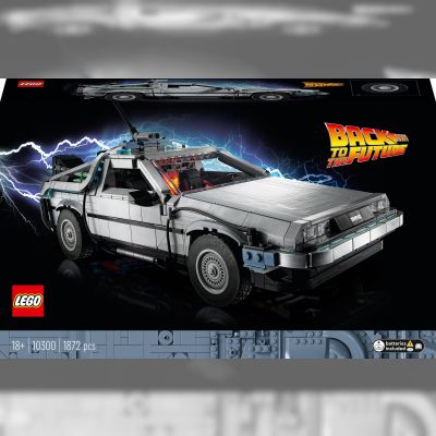 Конструктор LEGO Icons Машина часу з фільму «Назад у майбутнє» (10300)