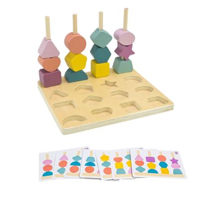 Розвиваюча іграшка Країна Іграшок Дерев'яна дошка-сортер (C9433)