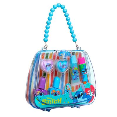 Набір косметики у косметичці Air-Val Stitch (125267)