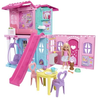 Портативний будиночок Barbie Club Chelsea з лялькою Челсі (JFW49)