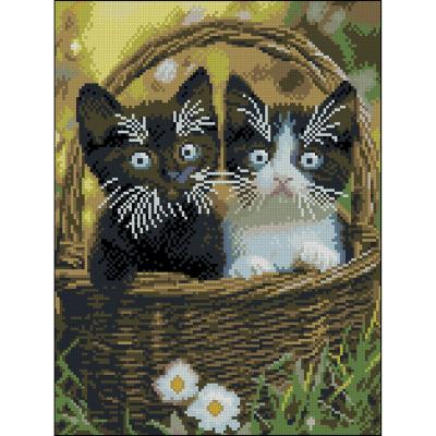 Алмазна картина Strateg Кошенята у кошику 30 х 40 см (FZ3040-06)